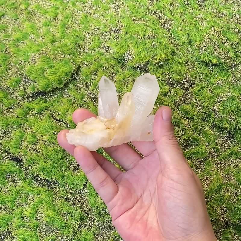 天然原矿双生白水晶簇 开运 可消磁手链 快速出货 入厝礼物 - 摆饰 - 水晶 白色