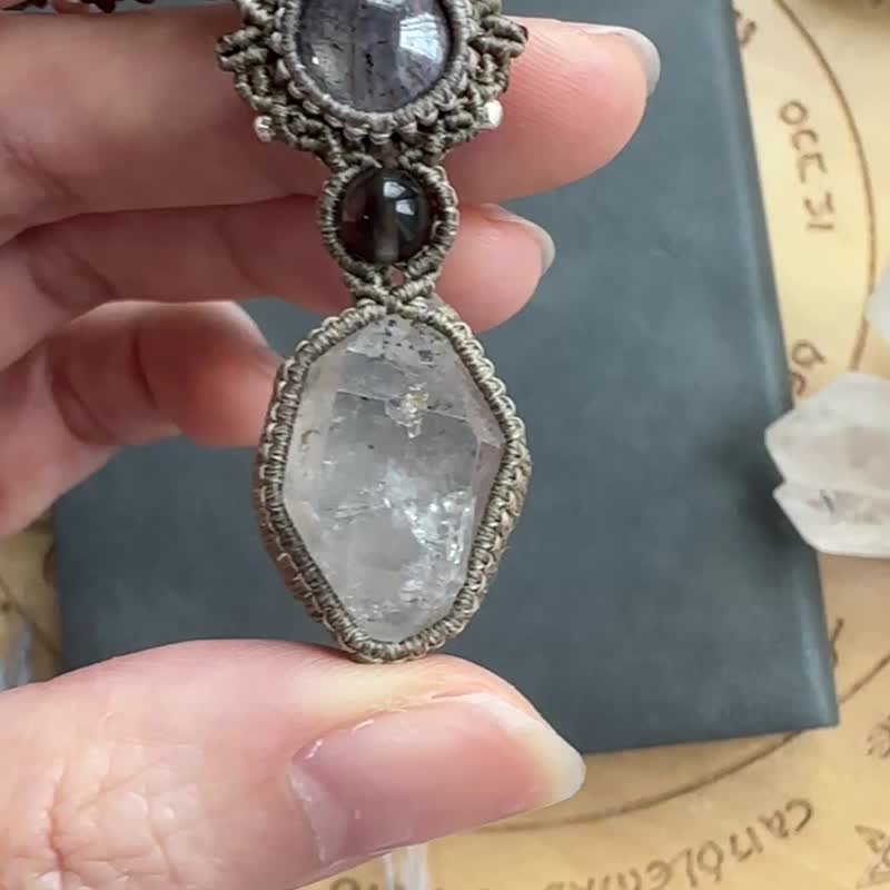 N1204 民族风蜡线编织 星光红宝 闪灵钻 银珠项链 (可调长度) - 项链 - 宝石 灰色