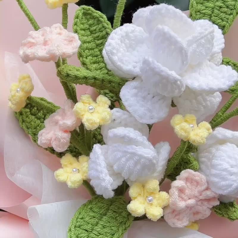 茉莉满天星花束 手工针织花束 编织花 钩织花 针织花 情人节礼七 - 干燥花/捧花 - 棉．麻 白色