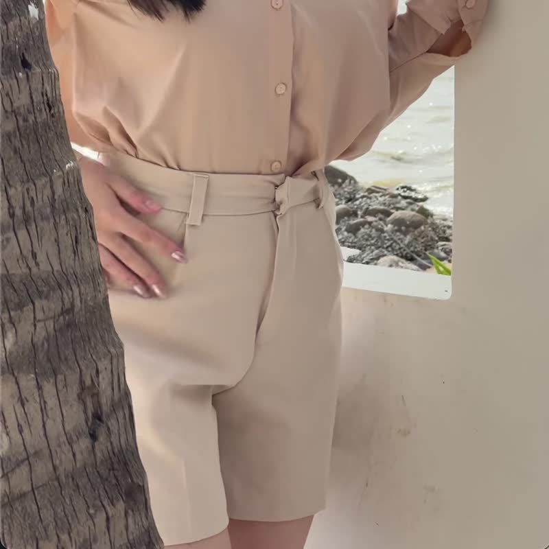 Balloon Shorts 淺棕色短裤 - 女装短裤 - 环保材料 卡其色