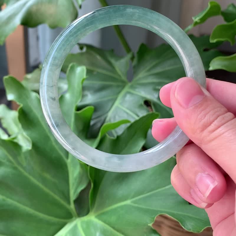 森然 | 冰种 / 渐层浓绿 / 美人条 / 手围19 | 天然A货翡翠玉镯 - 手链/手环 - 玉石 绿色