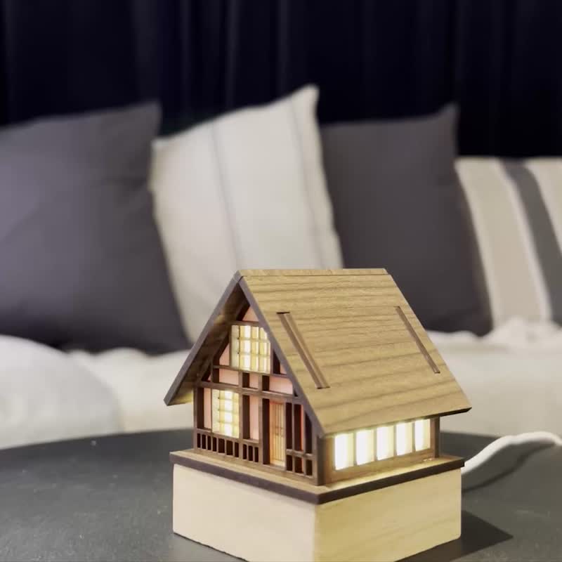 【木屋小夜灯-谷田一】床头灯/桌面摆件/合掌村/原创设计/USB/LED - 灯具/灯饰 - 木头 咖啡色