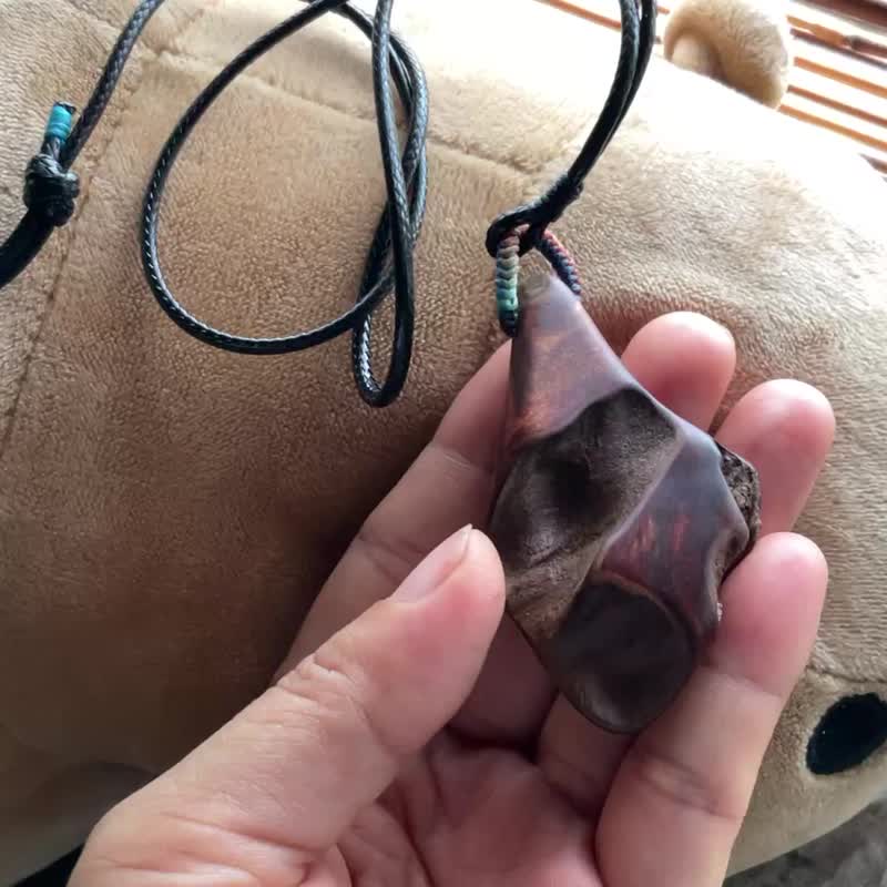 【波澜上】肖楠木瘤项链 长吊饰 - 项链 - 木头 多色