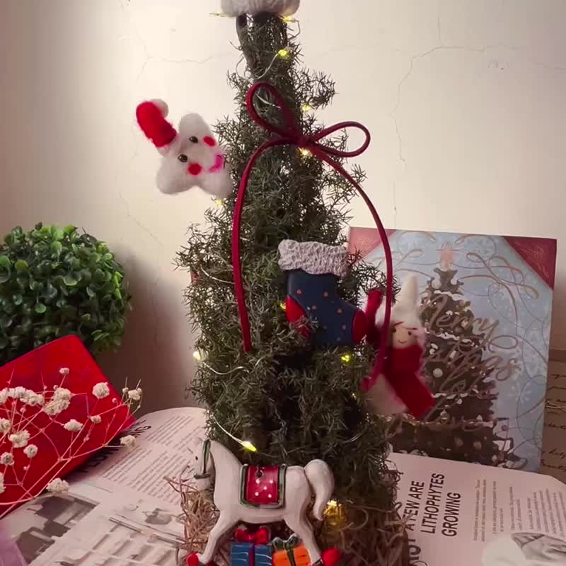 【圣诞节礼物】flower-of-life 圣诞精灵的小森林 桌上圣诞树含灯 - 干燥花/捧花 - 植物．花 绿色