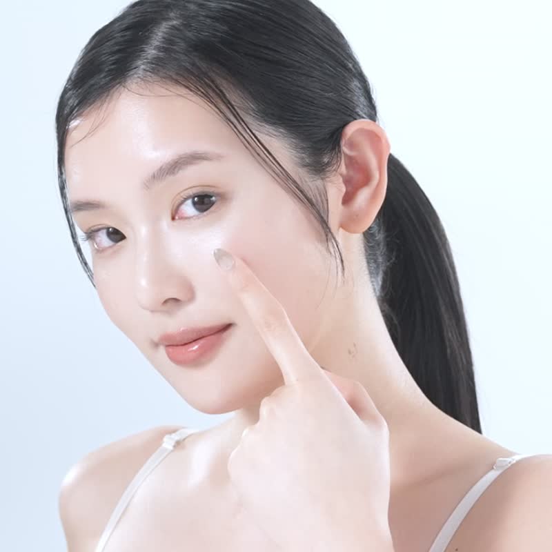 打造水光肌【菈薇奥儿】超导全能赋活童颜精华油 - 精华液/安瓶 - 玻璃 白色