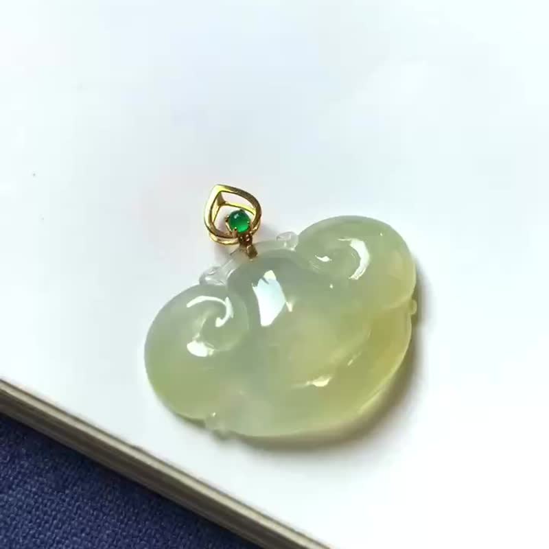 冰种 天然翡翠 缅甸A玉颈链 • 18K金如意翡翠吊坠 - 项链 - 玉石 黄色