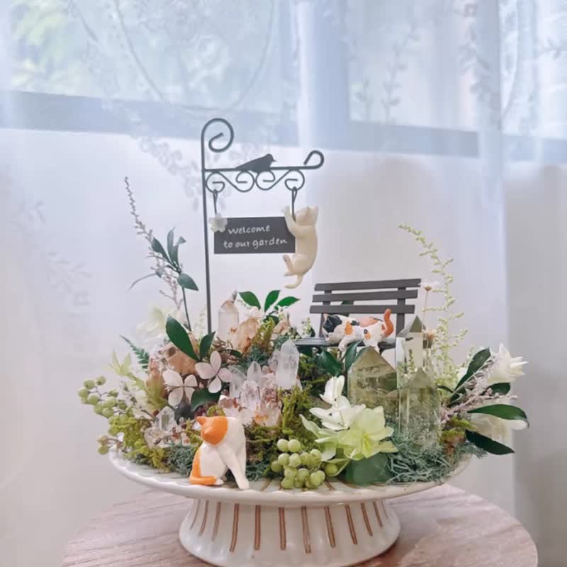 欢迎来到 富足猫猫乐园。 黄水晶 永生绿植栽花园 - 植栽/盆栽 - 水晶 黄色