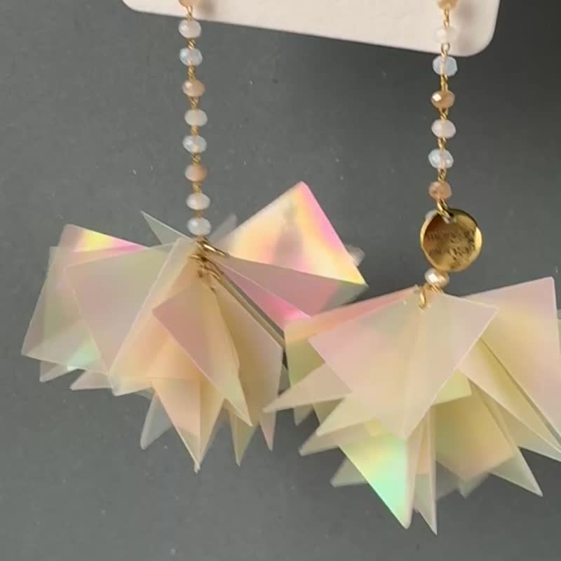 雾面米黄 - 耳环/耳夹 - 塑料 黄色