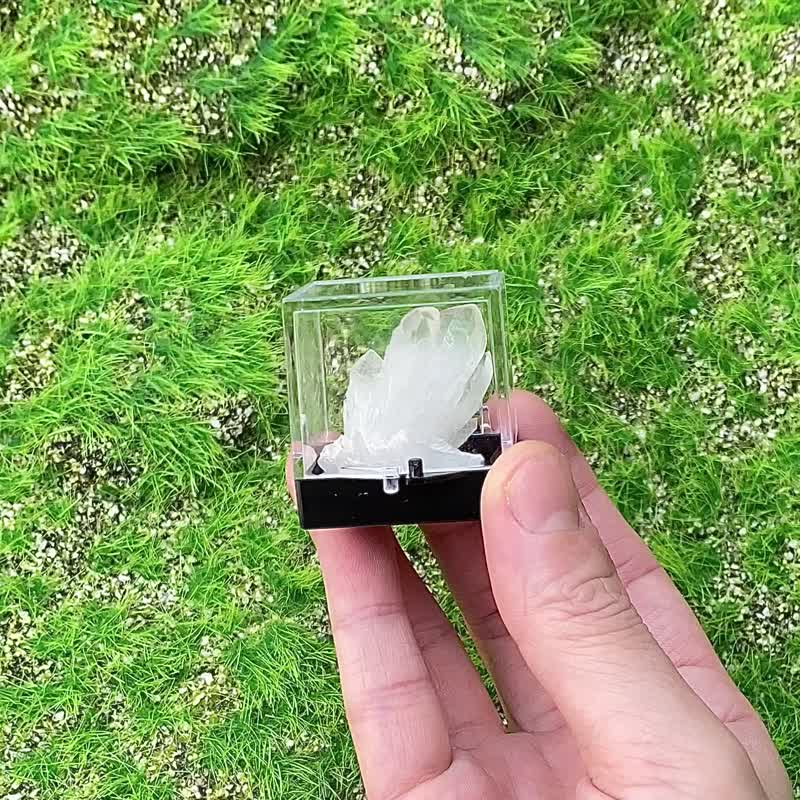 小小能量矿石摆件-可爱精致小迷你白水晶簇 能量 办公室 疗愈摆件 - 其他 - 水晶 白色