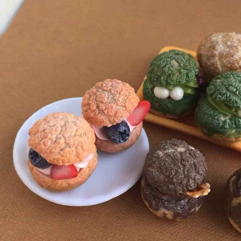 草莓菠萝泡芙 耳环 单支 单颗 仿真食物 Choux au Craquelin - 耳环/耳夹 - 粘土 粉红色