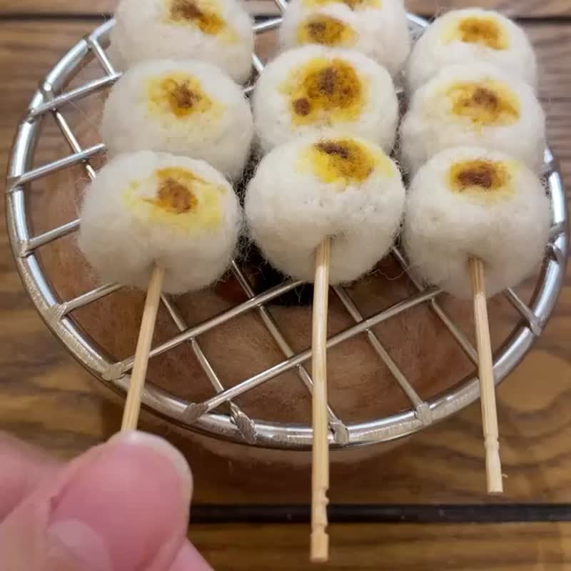 日式烤团子 羊毛毡口金包 - 零钱包 - 羊毛 白色