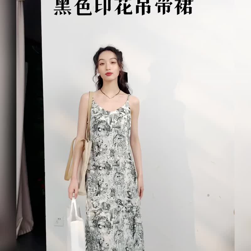 法式复古V领显瘦垂坠感碎花吊带内搭裙 - 洋装/连衣裙 - 聚酯纤维 黑色