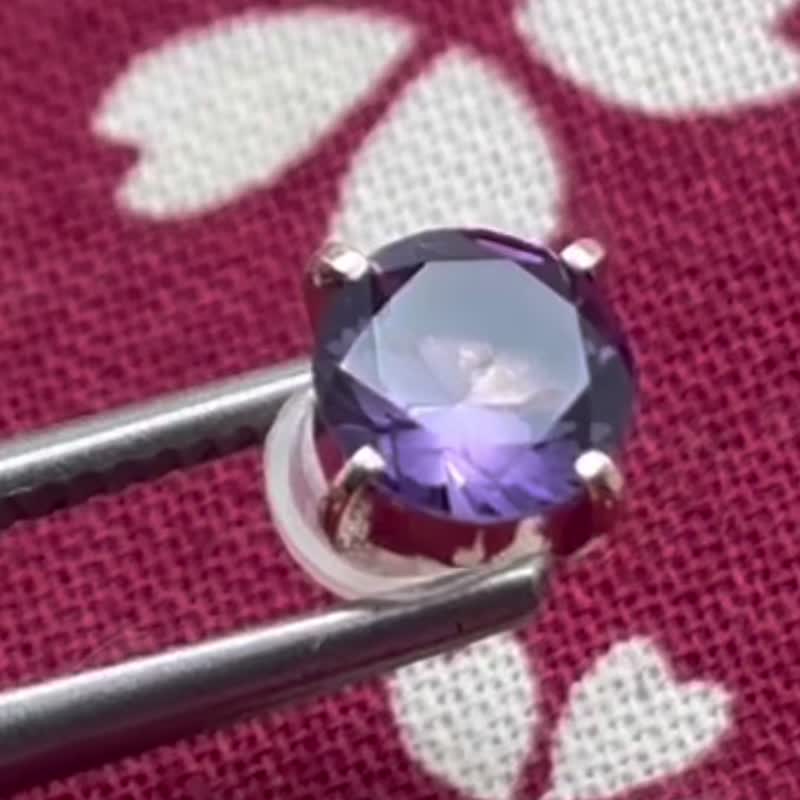 10K金 / 樱花耳环 / 紫水晶 / 天然石 / 日本制造 / 包邮 - 耳环/耳夹 - 贵金属 金色