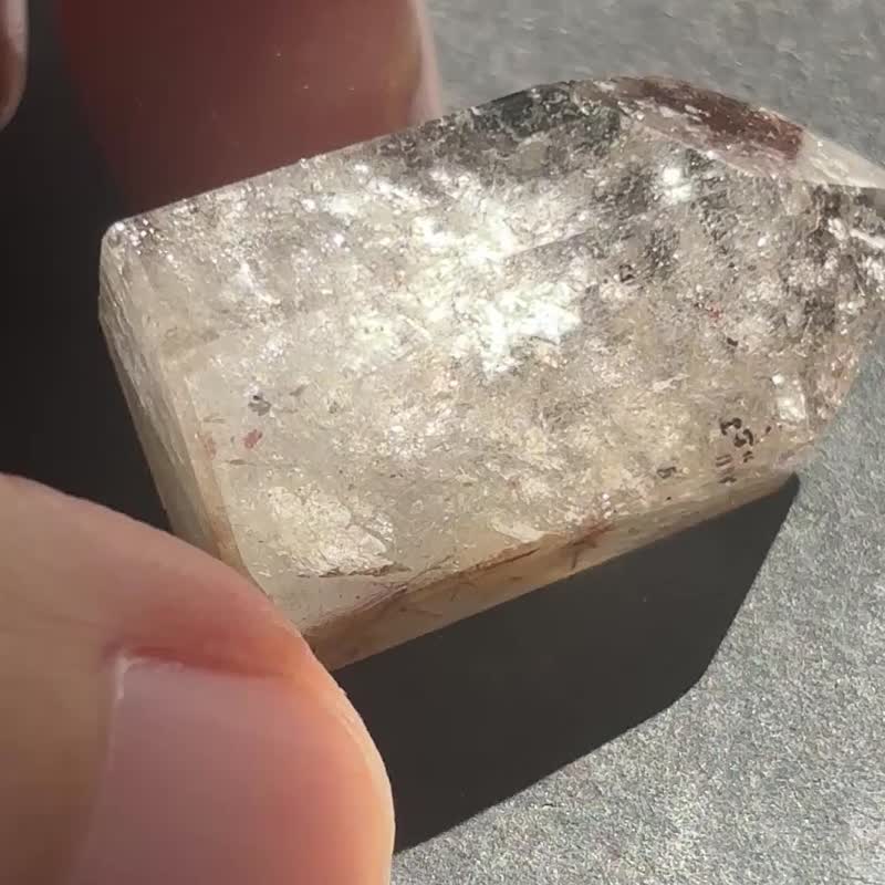 彩胶花穿髪晶 金髪晶 随型 银河 水晶 天然原石 crystal - 摆饰 - 水晶 金色