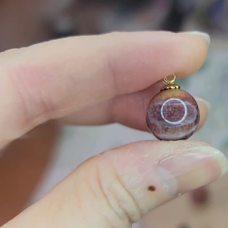 SixCats 天然石 珊瑚玉 玉化圆珠 项链吊坠 饰品 开运招财 礼物 - 吊饰 - 玉石 