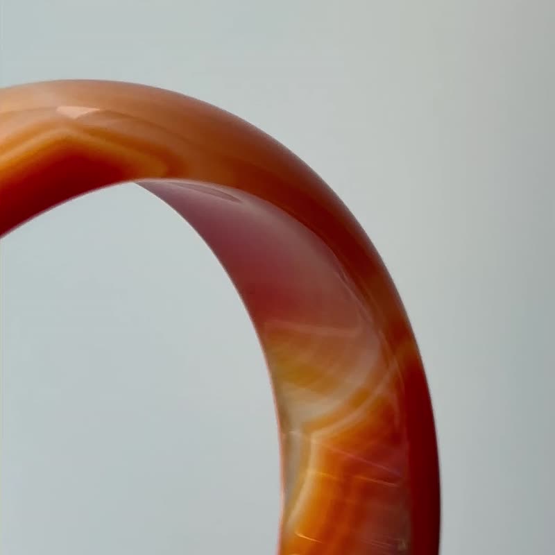 天然红玛瑙 薄手镯手鈪 - 手链/手环 - 半宝石 红色