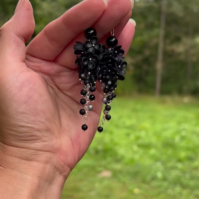 Black Tiny Flower Earrings Chandelier Long Earrings Boho Earrings With Flowers - 耳环/耳夹 - 粘土 黑色