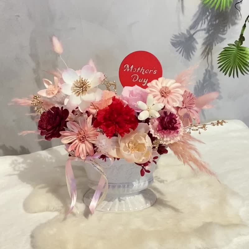馨香岁月(大) 母亲节康乃馨永生花 附礼盒 - 干燥花/捧花 - 植物．花 红色