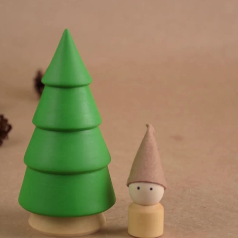 Small Wooden Christmas Trees - 玩具/玩偶 - 木头 绿色