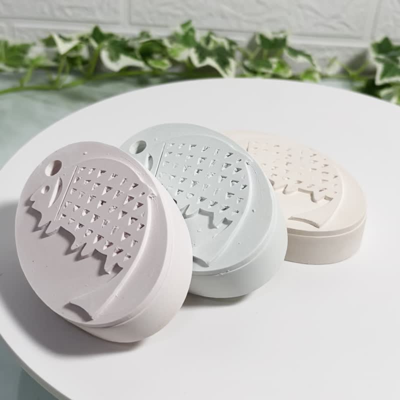 防潮吸湿 鱼造型(三)扩香吊饰 圭藻土 吸湿 防潮 扩香 鞋柜/衣橱 - 香薰/精油/线香 - 其他材质 白色