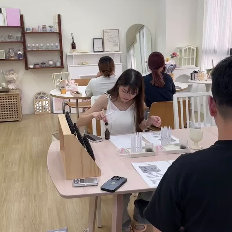 08:22 Candle Lab 极光茶香水体验课程 定制化DIY调香体验 文化币 - 蜡烛/香氛 - 玻璃 