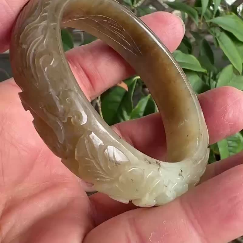 天然新疆和阗玉糖料 手镯 重量64.8克 内径55.5mm 和田玉 和阗玉 - 手链/手环 - 玉石 金色