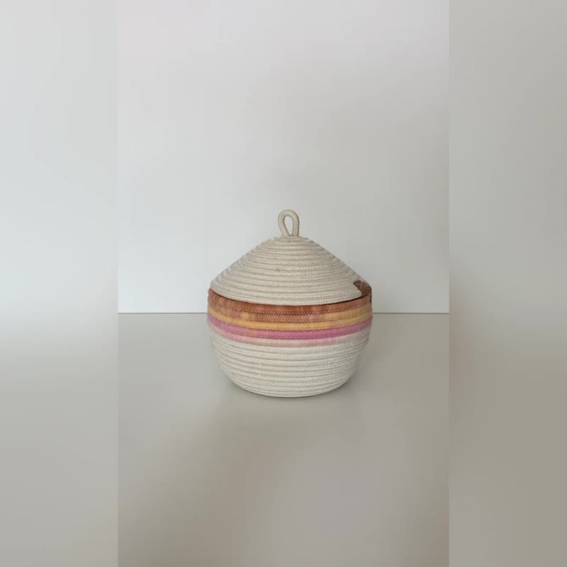 Cotton rope basket with lid Nursery basket 16 cm x 16 cm - 收纳用品 - 棉．麻 粉红色