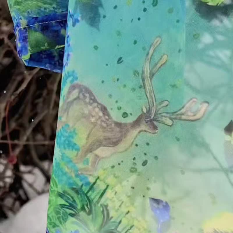 两周【森林里的猫头鹰与鹿】艺术雪纺披肩 丝巾 披肩 母亲节 时尚小物 绿色 可爱 - 中性连帽卫衣/T 恤 - 聚酯纤维 绿色