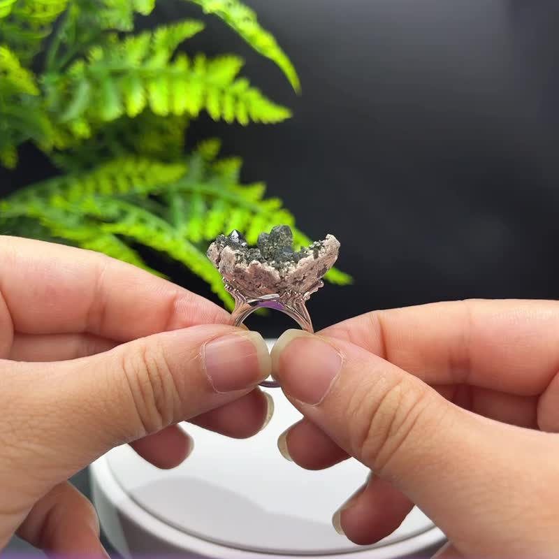 黑色水晶聚宝盆 活口戒指 随形原石标本 晶簇晶柱手工指环 S925银 - 手链/手环 - 水晶 黑色