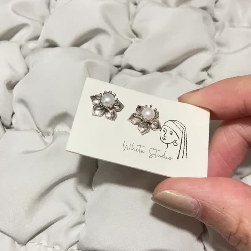 【贵气感】浮花 - 天然淡水珍珠 全925纯银耳环/耳夹 (金/银) - 耳环/耳夹 - 珍珠 银色