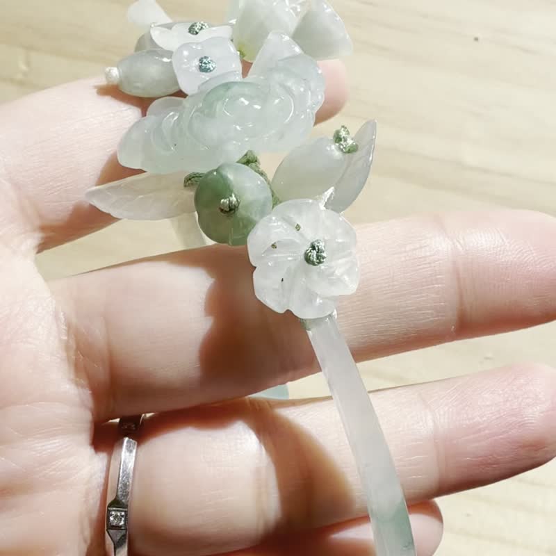 手工翡翠手链 — 花与铃铛 - 手链/手环 - 玉石 绿色