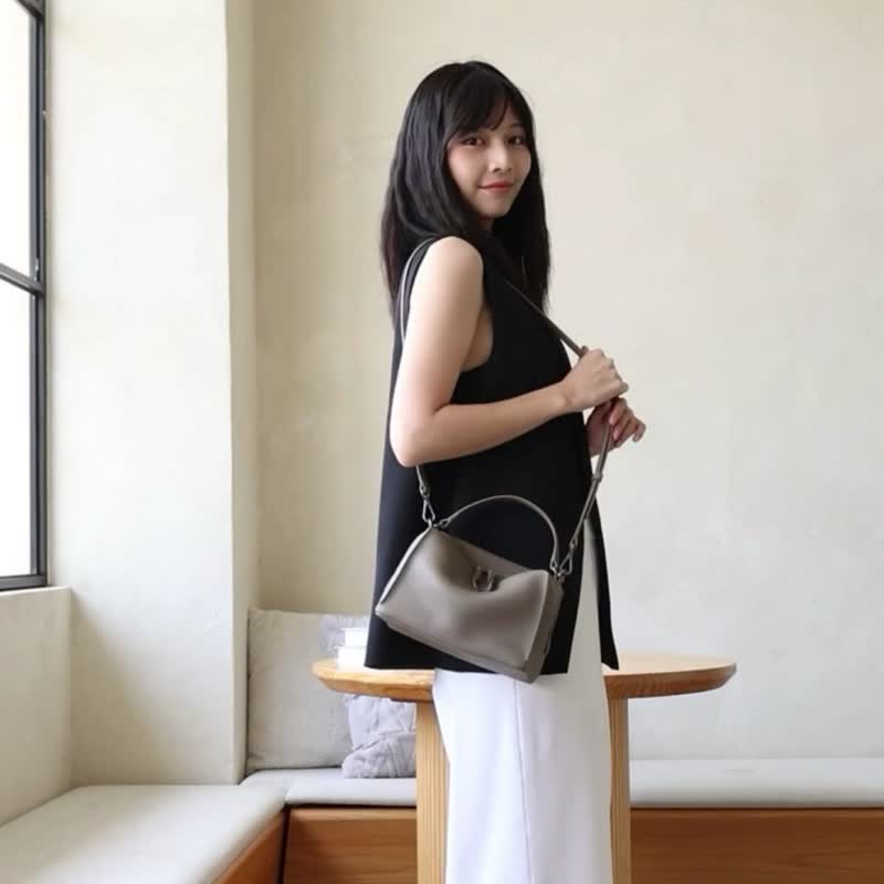 Mini Valley Cube Shoulder Bag陶土棕-侧背/斜背/小提袋 - 侧背包/斜挎包 - 真皮 卡其色