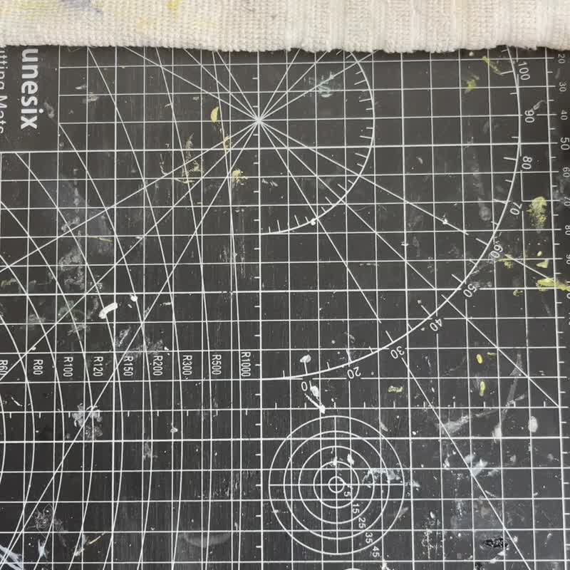 【爱玩落叶的奶牛猫】插画师手作粘土旋转戒指 - 戒指 - 粘土 橘色