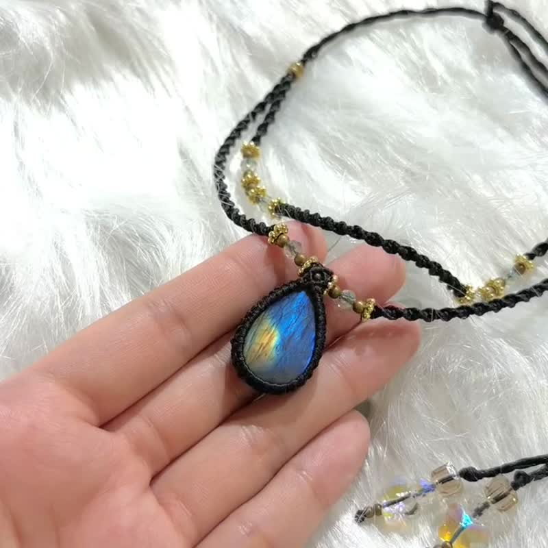 Crystoria Stone | Macrame | 南美蜡线 | 项链 | 蓝光拉长石 - 项链 - 宝石 黑色