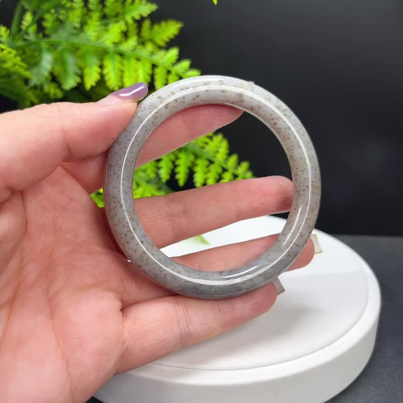 和田玉糖白手镯 55MM 老料飘桂花糖圆条糖玉手环 附证书 玉质油润 - 手链/手环 - 玉石 