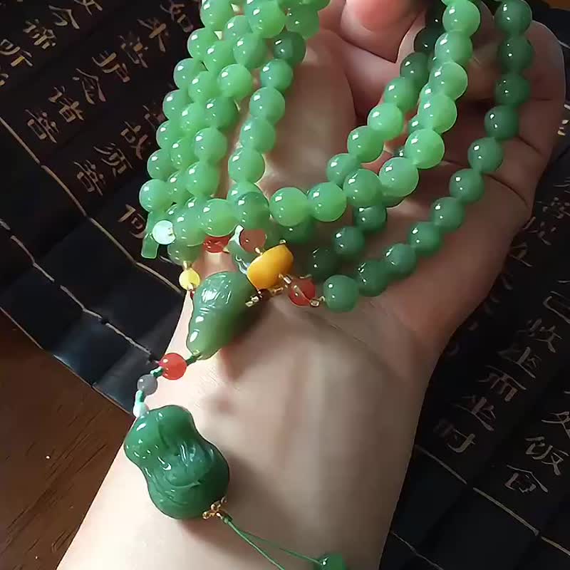 和田碧玉8毫米 108颗佛珠 朝珠 项链 搭配天然碧玉白菜 - 手链/手环 - 水晶 