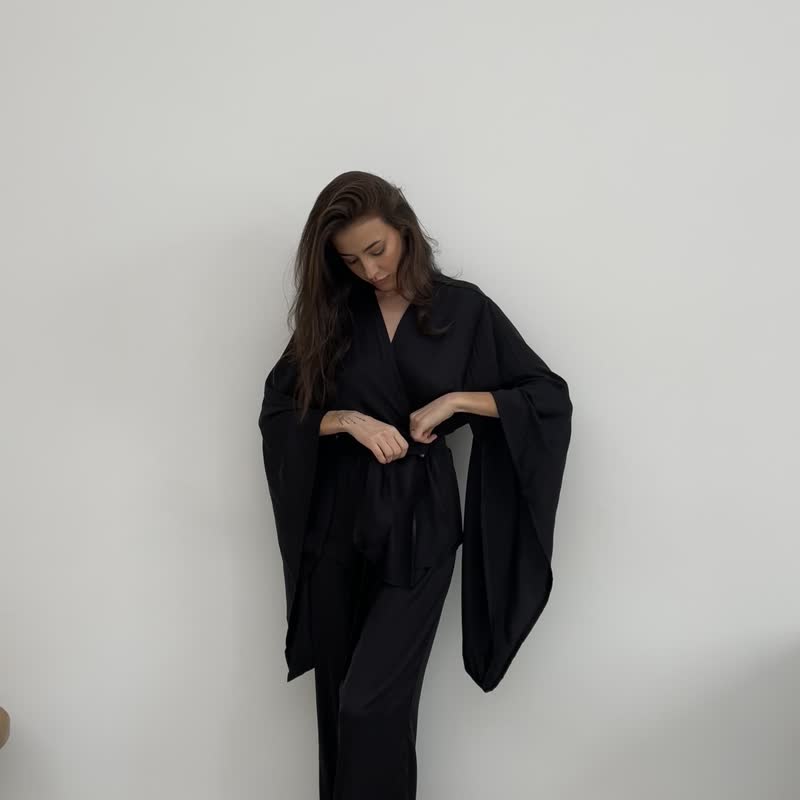 丝滑睡衣套装 短款和服上衣与长裤 黑色 - 居家服/睡衣 - 丝．绢 黑色