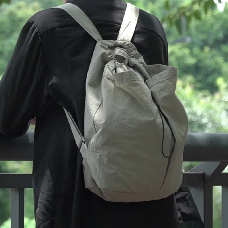 sobag休闲街头潮流尼龙布背包男日系中性大容量防泼水学生双肩包 - 后背包/双肩包 - 尼龙 灰色