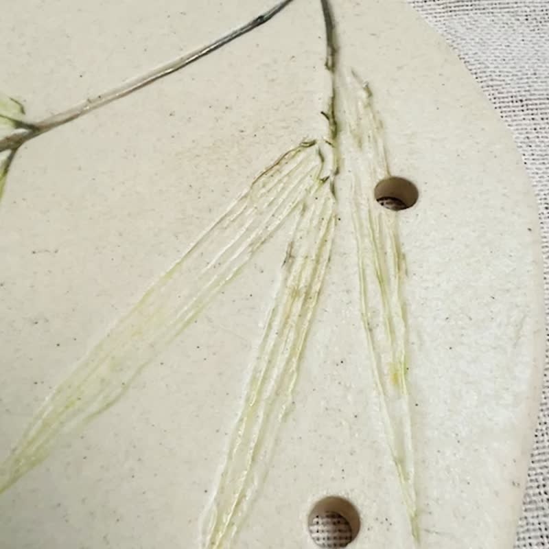 小竹叶  手捏陶16.8 x 15 x0.5 cm - 摆饰 - 陶 