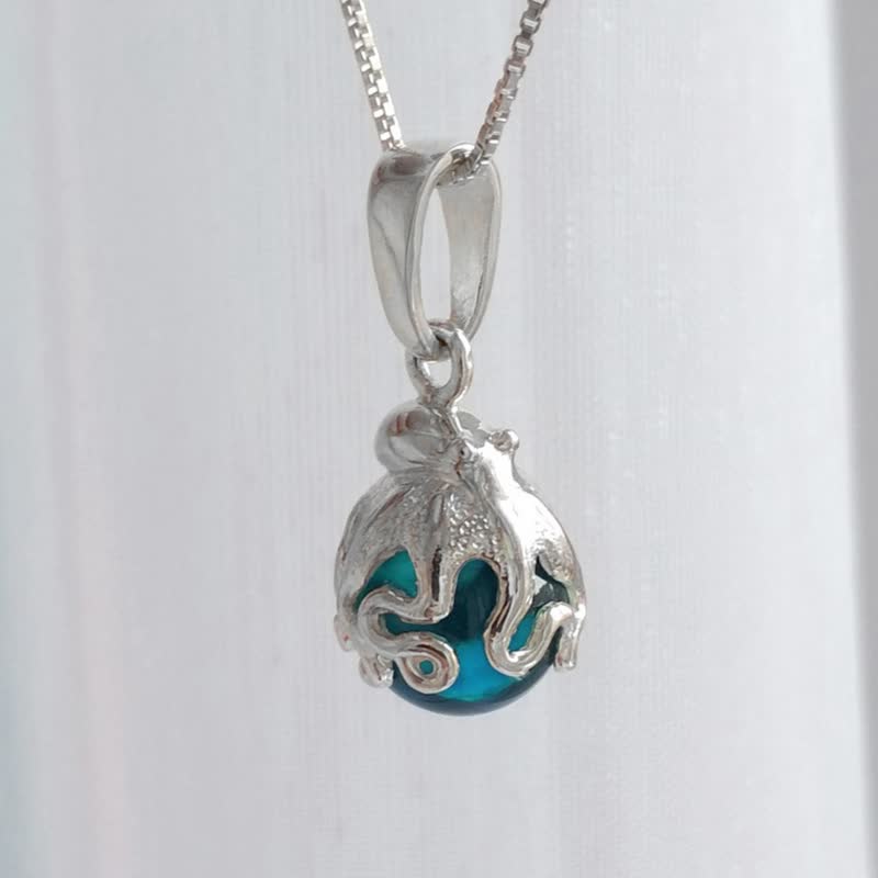 Octopus Charm.Octopus pendant.Octopus Necklace.Ocean Lover.Octopus pendant. - 项链 - 纯银 蓝色