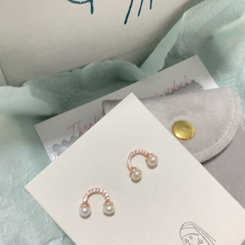 【小彩虹】天然淡水珍珠 全925纯银耳钉/耳夹 (金/银) - 耳环/耳夹 - 纯银 银色