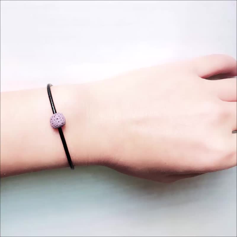 香氛真皮手工手链-紫色香氛石 黑色皮绳 细版百搭 不锈钢延长链 - 手链/手环 - 真皮 紫色