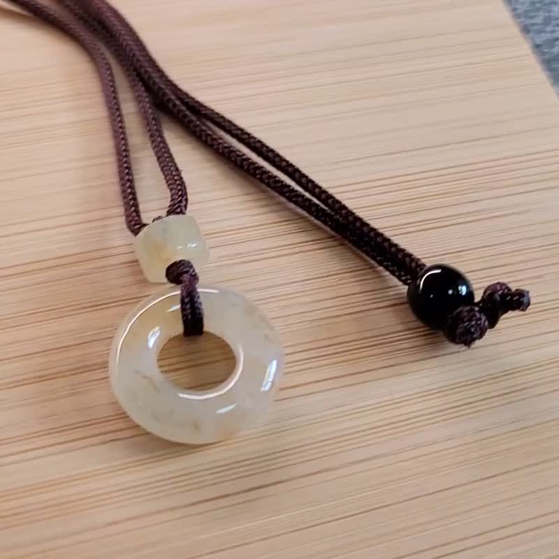 【亲翠】天然翡翠 冰柠檬黄桂花糕又甜又特别的的甜甜圈调整式链 - 项链 - 玉石 黄色