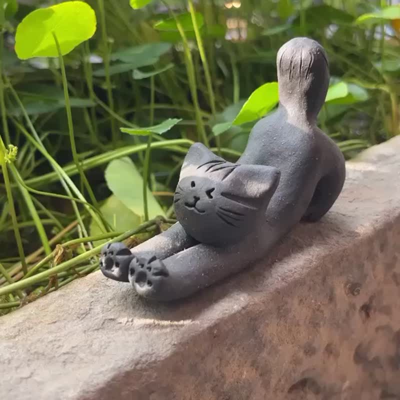瑜珈伸懒腰猫猫 / 陶偶 - 玩偶/公仔 - 陶 黑色