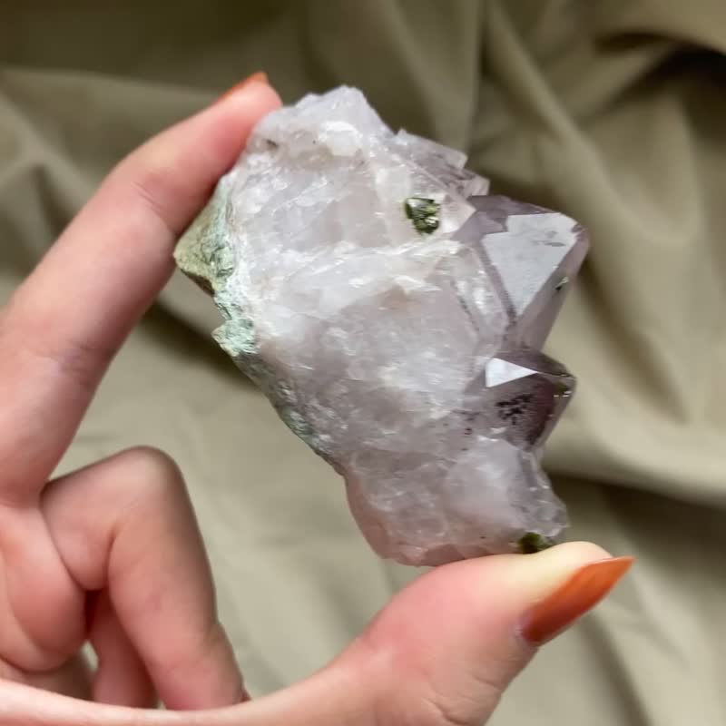 花园水晶 绿帘石 包裹物明显 纯天然 水晶 矿石 - 摆饰 - 其他材质 紫色