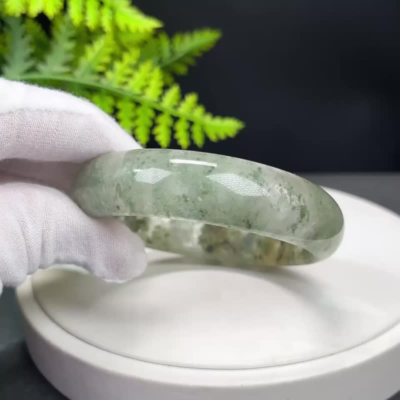 精品 绿色幻影幽灵水晶手镯 61+MM 冰透异象绿石英手环 聚财转运 - 手链/手环 - 水晶 绿色