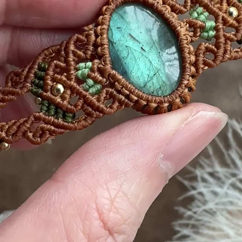 H342 民族风 蜡线编织 拉长石 铜珠 手环 (可调长度) - 手链/手环 - 宝石 咖啡色
