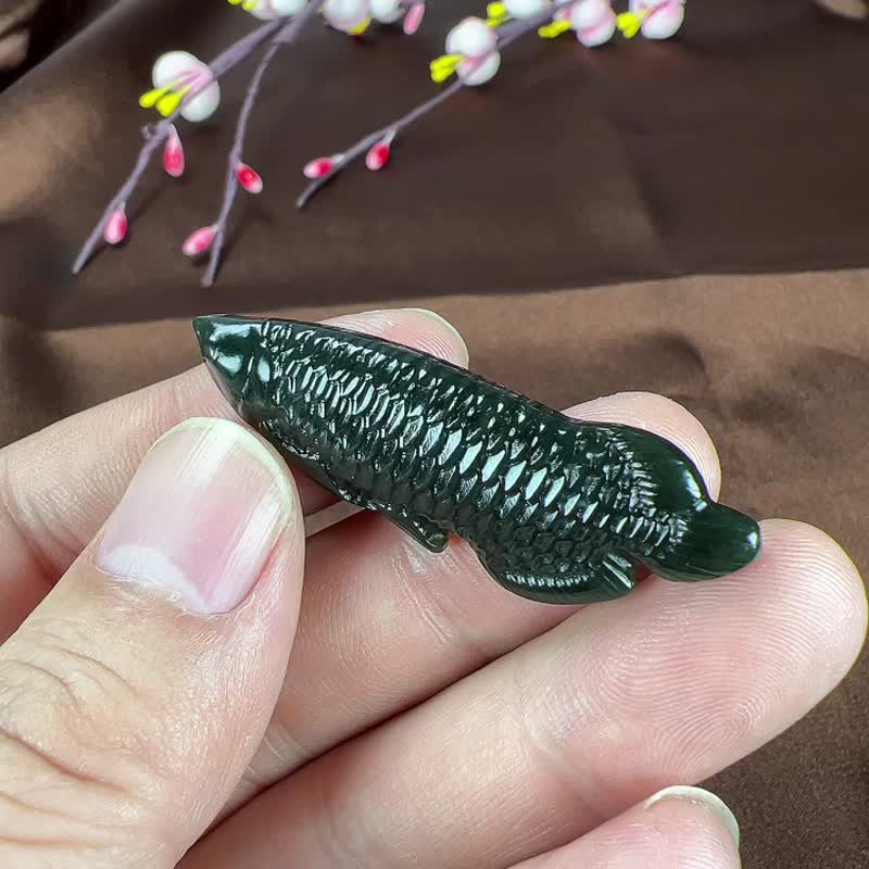 秒杀价 天然新疆和田玉青玉年年有余吊坠   玉质细腻温润 - 吊饰 - 玉石 