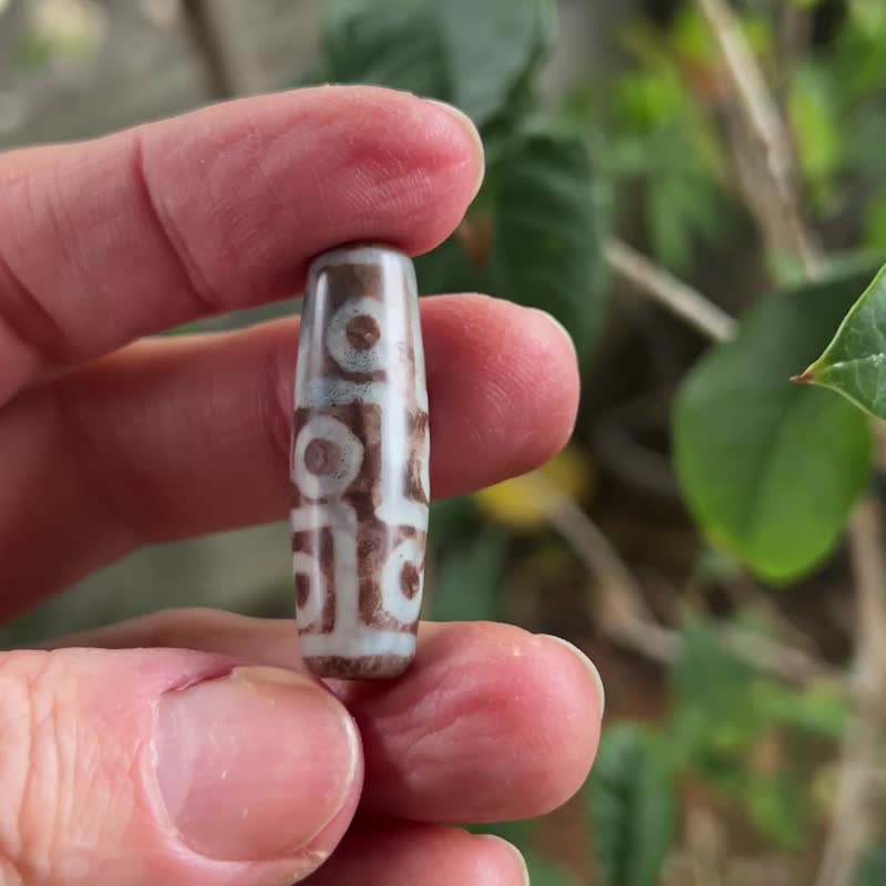 西藏九眼老天珠 天珠 dzi bead 西藏 藏传 佛教 法器 #山奇艺术 - 颈链 - 玉石 多色