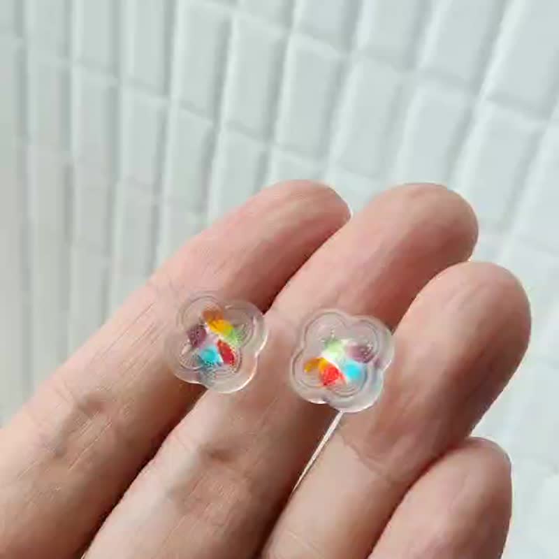 海棠花彩色耳针-小时候的美好MIT - 耳环/耳夹 - 其他材质 多色